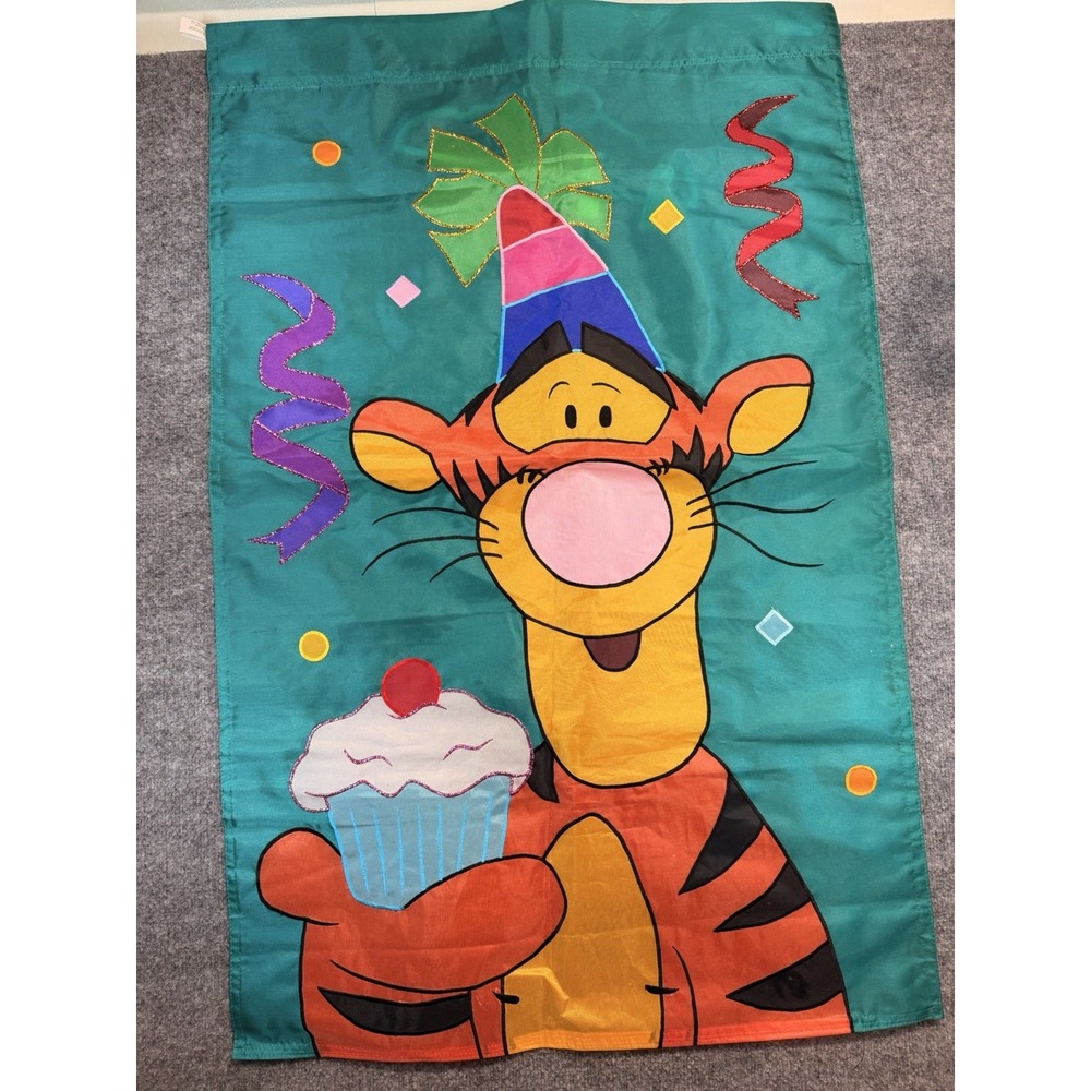Vintage 1998 Disney Tigger Birthday Nylon Large Garden Flag 28" x 43"